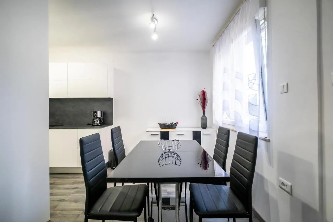 Apartment Luxe Pula